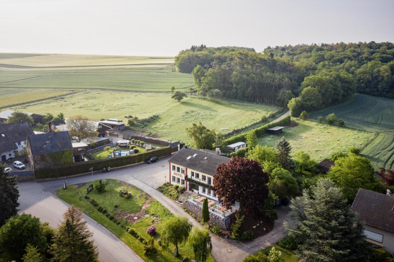 Landhaus Vor Burg Eltz Wierschem Buitenkant foto