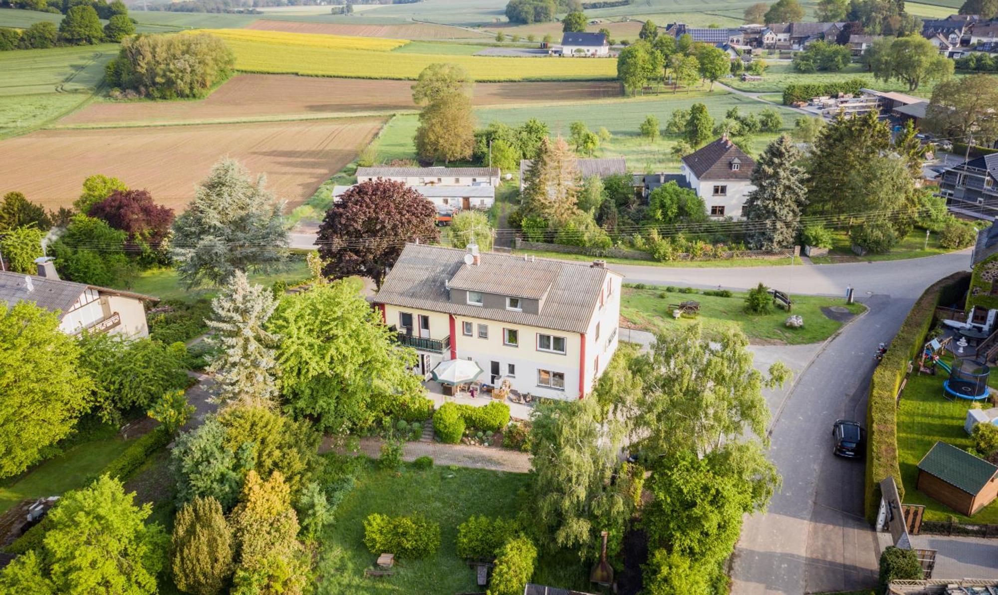 Landhaus Vor Burg Eltz Wierschem Buitenkant foto